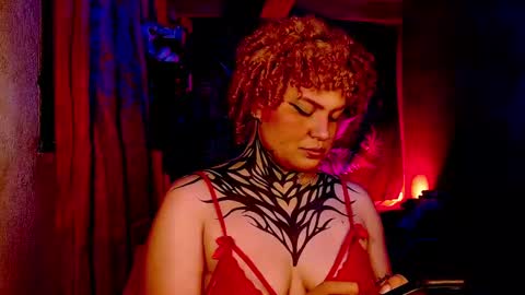 Snapshot of cherrywix chatting on November 22, 11:26 pm cherrywix online show from November 22, 11:26 pm