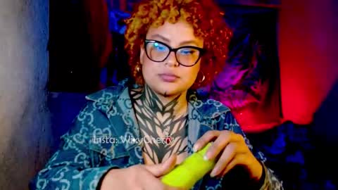 Snapshot of cherrywix chatting on November 25, 1:27 am cherrywix online show from November 25, 1:27 am