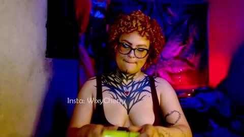 Snapshot of cherrywix chatting on November 27, 12:56 am cherrywix online show from November 27, 12:56 am