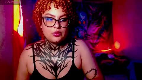 Snapshot of cherrywix chatting on December 3, 4:27 pm cherrywix online show from December 3, 4:27 pm