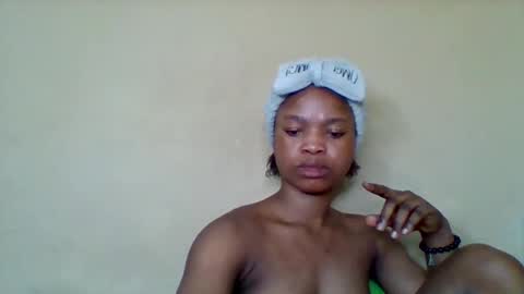 cherryxpussy online show from December 1, 8:36 pm