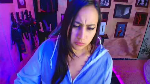 Snapshot of cherryy_bombshelll chatting on October 29, 6:20 pm cherry online show from October 29, 6:20 pm