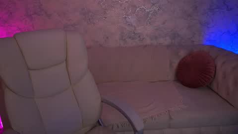 Snapshot of cherryylulu chatting on September 22, 6:37 am cherryylulu online show from September 22, 6:37 am