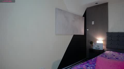 Cheryl online show from December 11, 1:37 am