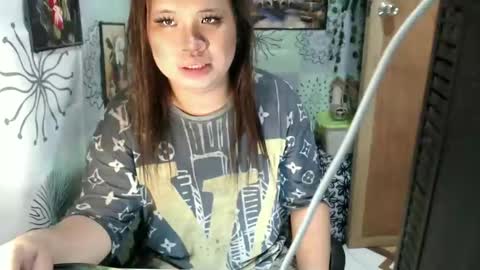 chescahotxxxl online show from January 6, 2:58 am