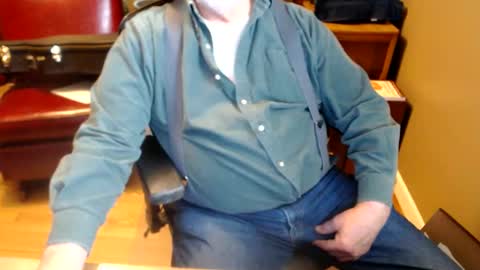 Snapshot of chgodad chatting on February 17, 9:10 pm chgodad online show from February 17, 9:10 pm