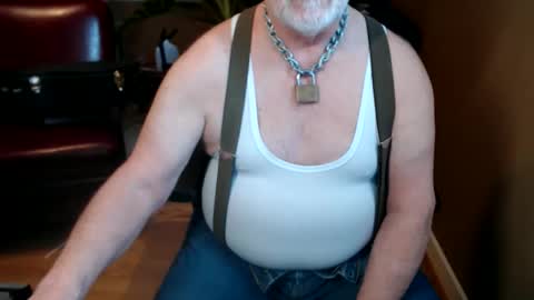 Snapshot of chgodad chatting on March 16, 1:59 pm chgodad online show from March 16, 1:59 pm