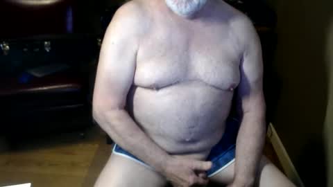 Snapshot of chgodad chatting on April 8, 11:54 am chgodad online show from April 8, 11:54 am
