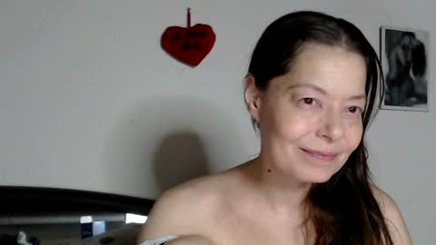 Chiara online show from April 5, 8:17 pm