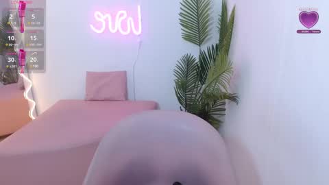 Chiara  online show from December 15, 3:02 am