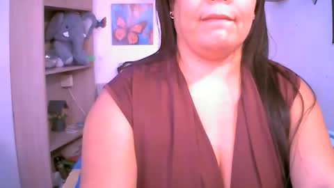 Snapshot of chiarafioree chatting on April 29, 8:26 pm ChiaraFioree online show from April 29, 8:26 pm