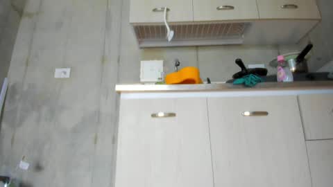 Snapshot of chiarafustox chatting on April 18, 7:58 pm Chiara fustox online show from April 18, 7:58 pm