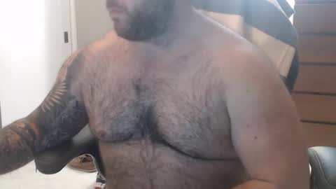 Snapshot of chicagoguy86 chatting on November 19, 4:45 am Chicagoguy86 aka Benny Cooper online show from November 19, 4:45 am