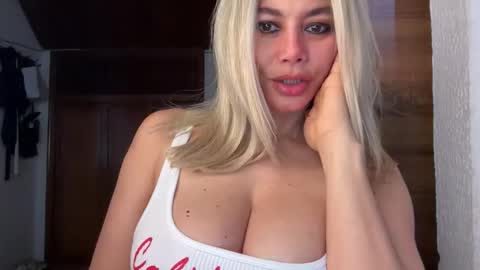 sexypau online show from October 5, 9:24 pm