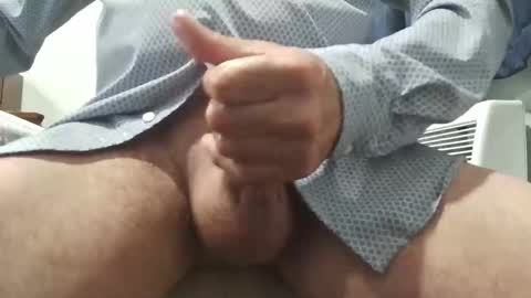 chicfrancis1983 online show from April 30, 8:26 pm
