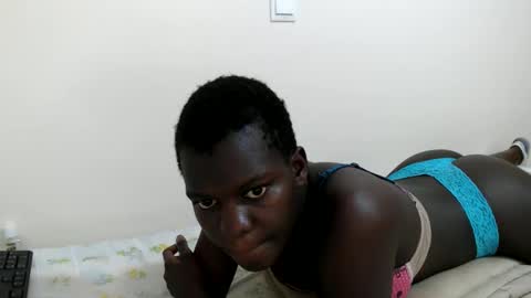 Snapshot of chichie_ chatting on March 18, 9:23 am chichie_ online show from March 18, 9:23 am