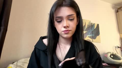 Snapshot of chiekodavanzo chatting on March 24, 1:49 pm Becky online show from March 24, 1:49 pm