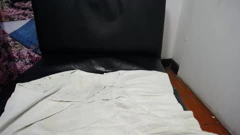 Chikys   online show from September 14, 5:01 pm