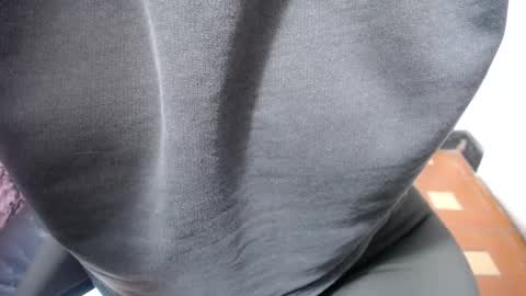 Chikys   online show from November 4, 4:17 pm