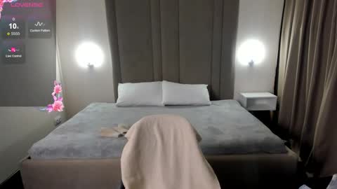 Cameron online show from November 14, 1:37 am