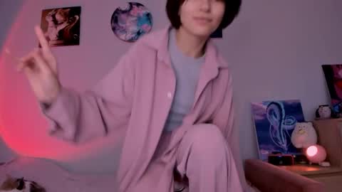 Snapshot of chill_girrrl chatting on October 24, 1:07 pm Vivian online show from October 24, 1:07 pm