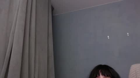 Snapshot of chill_julie chatting on November 21, 10:03 am Juliet online show from November 21, 10:03 am