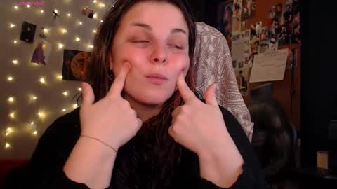 Saya online show from October 7, 5:26 am