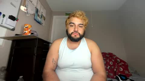 chillcub130895 online show from September 22, 8:16 am