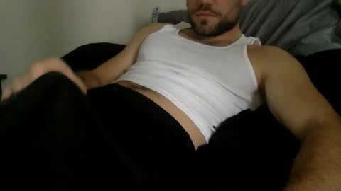 Snapshot of chillingonthebeach chatting on December 15, 6:56 pm chillingonthebeach online show from December 15, 6:56 pm