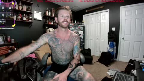Snapshot of chillinthemosttt chatting on September 19, 2:02 am Chillinthemosttt online show from September 19, 2:02 am