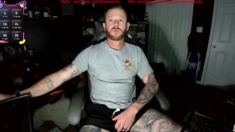 Snapshot of chillinthemosttt chatting on October 20, 12:44 am Chillinthemosttt online show from October 20, 12:44 am