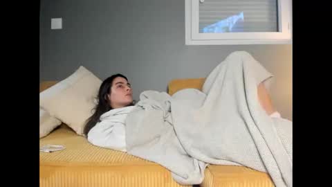 yoursensualparadise online show from October 20, 3:51 am