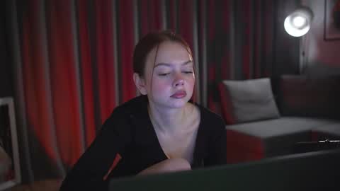 Snapshot of chillwithstacy chatting on November 6, 9:59 pm chillwithstacy online show from November 6, 9:59 pm