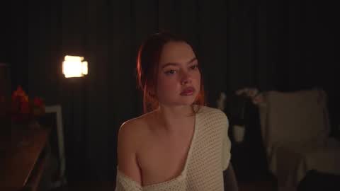 Snapshot of chillwithstacy chatting on December 18, 10:27 pm chillwithstacy online show from December 18, 10:27 pm