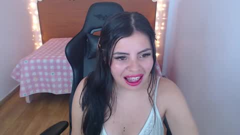 Kelly online show from December 30, 10:23 pm