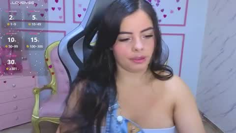 Snapshot of chinatsu_t chatting on July 2, 12:44 pm Kelly online show from July 2, 12:44 pm