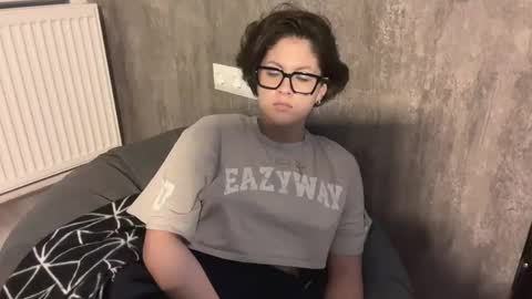 Snapshot of chincurfman chatting on February 17, 5:19 pm chincurfman online show from February 17, 5:19 pm