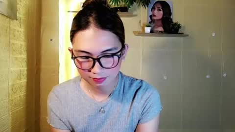 Chinita online show from July 1, 9:36 pm
