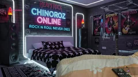 Enrique online show from November 21, 1:59 am