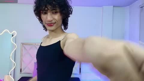 chipi_tay online show from October 6, 7:22 pm