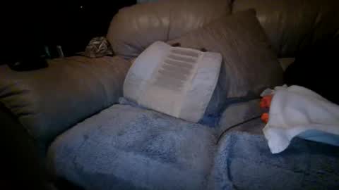 chippy70 online show from April 2, 6:11 am