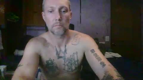 Snapshot of chiraq3232 chatting on February 6, 4:28 am chiraq3232 online show from February 6, 4:28 am