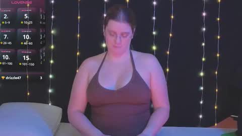 chjecouple online show from February 19, 4:19 am