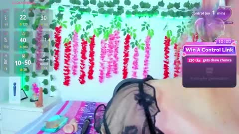 chkoe_smith online show from June 3, 8:58 pm