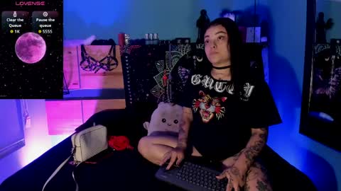Chloeallennn  online show from June 2, 11:23 am