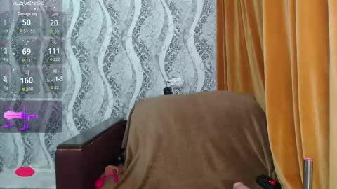 Mira online show from May 27, 1:35 am