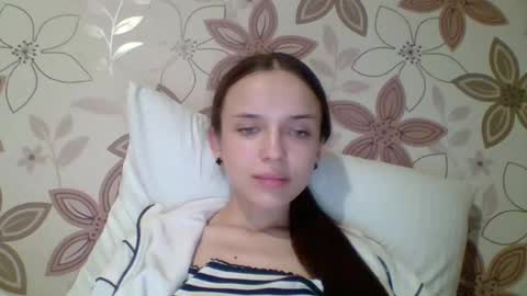 chloe45673 online show from June 15, 7:38 pm