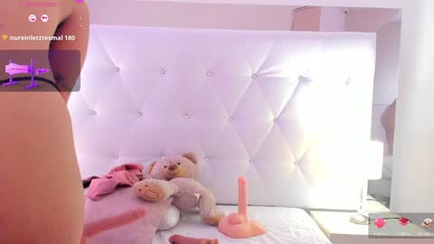 Chloe online show from January 16, 2:30 pm