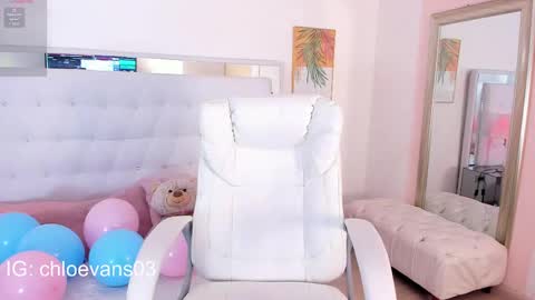 Chloe online show from September 18, 11:56 am
