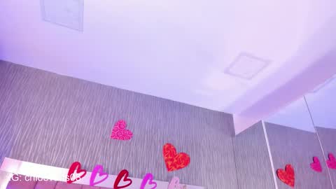 Snapshot of chloe__evans_ chatting on September 28, 11:37 am Chloe online show from September 28, 11:37 am